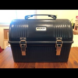 NWOT Stanley Classic Lunch Box 10qt